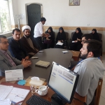 کادر اتحادیه انجمن های اسلامی دانش آموزان استان مرکزی با محمدی رییس آموزش و پرورش شهرستان محلات دیدار کردند