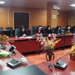 تشکیل جلسه دختران عضو قرارگاه شهری اراک با حضور مسئول اتحادیه استان