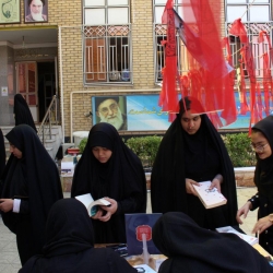 مراسم هیئت دانش آموزی انصارالمهدی ویژه خواهران به مناسبت ایام محرم
